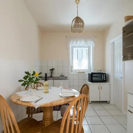 Mijajov Dvor- One-bedroom With Shared Balcony 1 * Sumartin